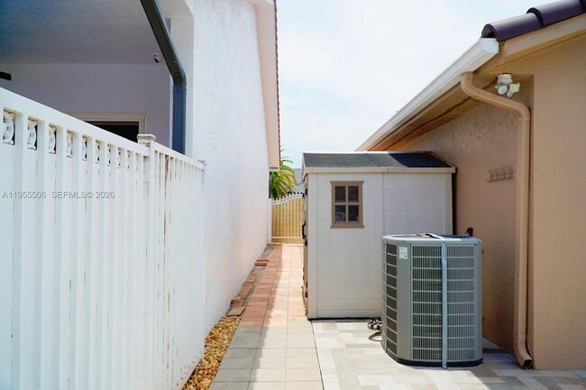 Building Photo - 9143 NW 146th Terrace