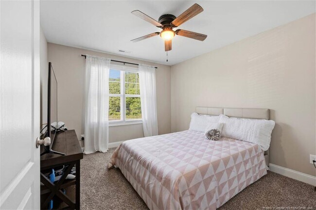 Building Photo - 3382 Scotscraig Rd