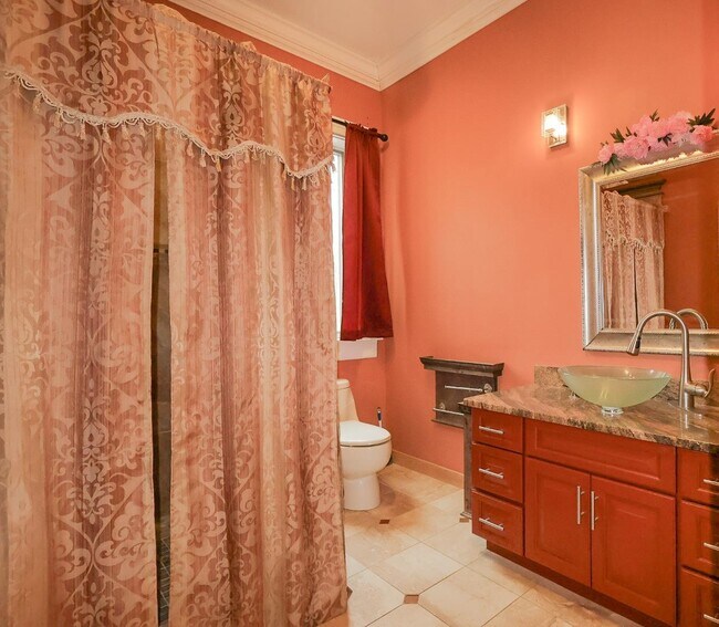 Building Photo - 67 Anderson Pond Rd