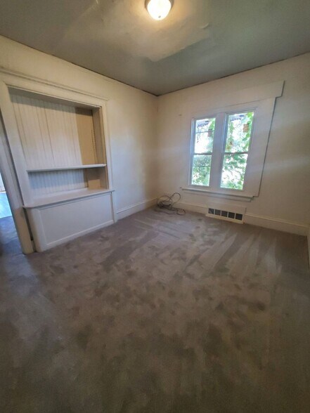 Primary Photo - 2237-2239-2239 N 33rd St