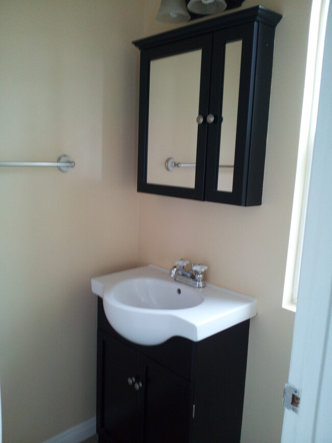 1/2 bath - 2639 6th St
