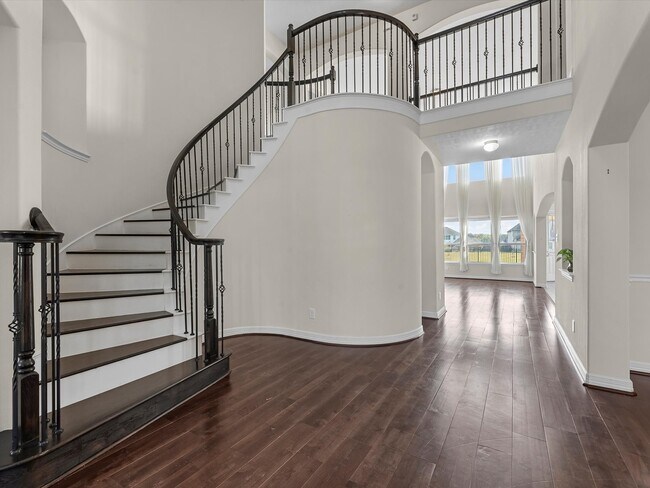 Building Photo - 2311 Cranbrook Ridge Ln