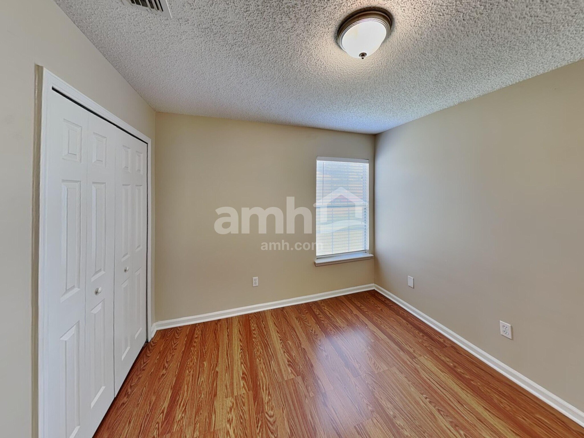 Building Photo - 578 Prindle Dr E