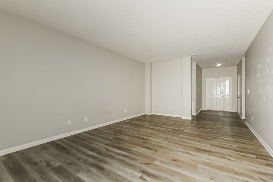 Building Photo - 2232 Schoolmarm Dr