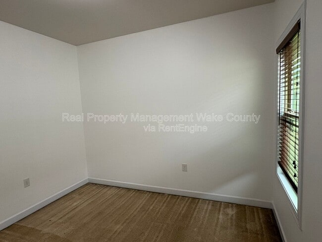 Building Photo - 441 Liberty Hill Pass