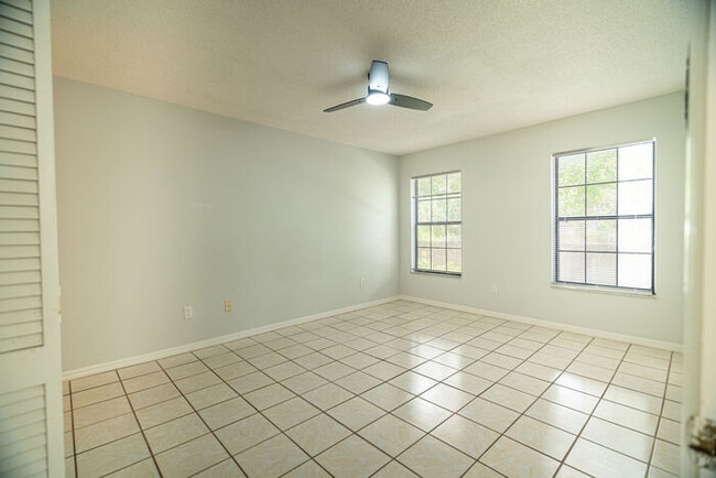 Building Photo - 5254 Treetops Dr