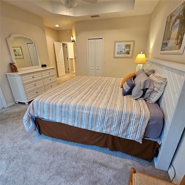 Building Photo - 8110 Villa Grande Ct