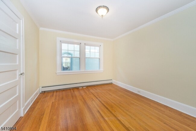 Building Photo - 267 Park St