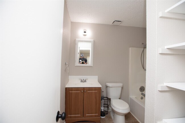 Building Photo - 13719 Vira Ln