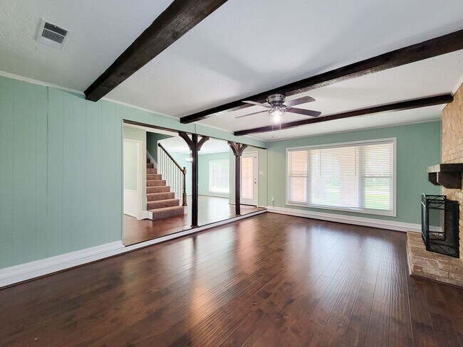 Building Photo - Home has been remodeled/updated. New hand-...
