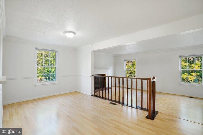 Building Photo - 6515 Field Master Dr