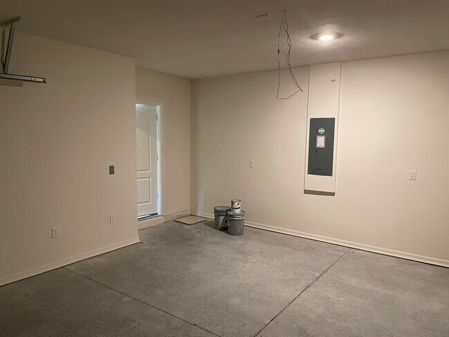 Building Photo - Open House Saturday June 20 - 10am-12am - ...