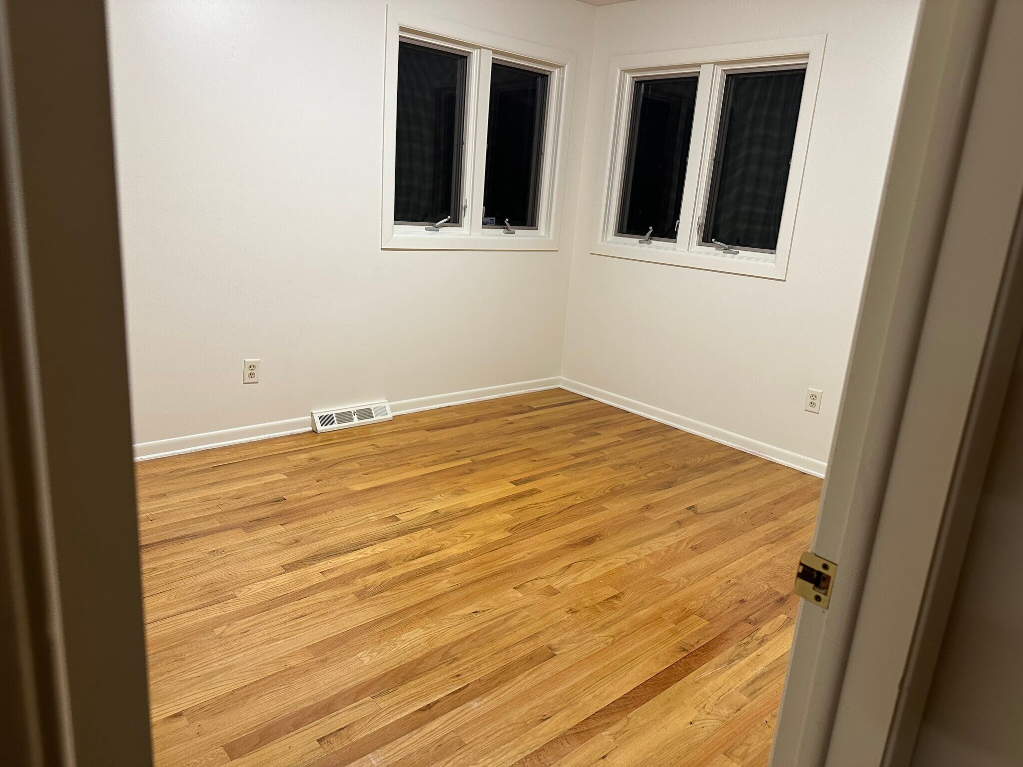 Building Photo - 9574 Idlewood Dr