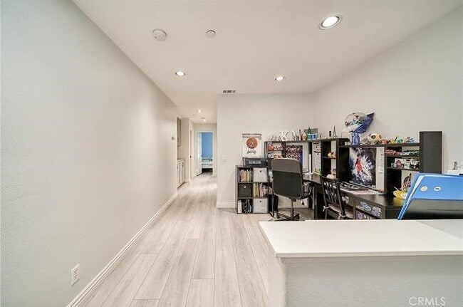 Building Photo - 12573 Montaivo Ln