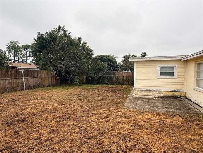 Building Photo - 10038 Kingswood Ln