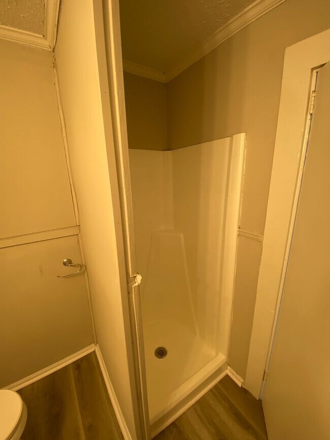 Building Photo - **ON HOLD** Columbus, GA 4 Bedroom / 2 Full Bathroom Home for Rent***