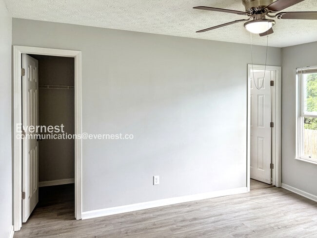 Building Photo - 1443 Tall Pine Ct