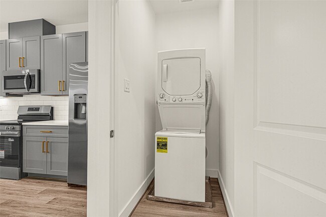 Building Photo - 4606 Crown Grove Ln