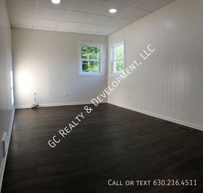 Building Photo - 16 Franke Ave