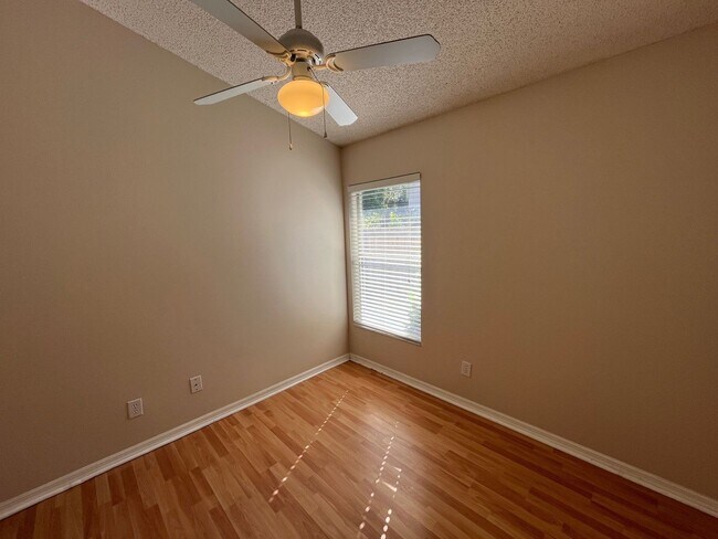 Building Photo - 1182 Sheeler Hills Dr