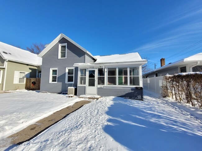 Building Photo - bry1804