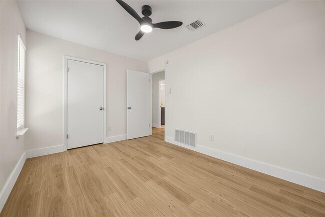 Building Photo - 1008 Wilks Ave