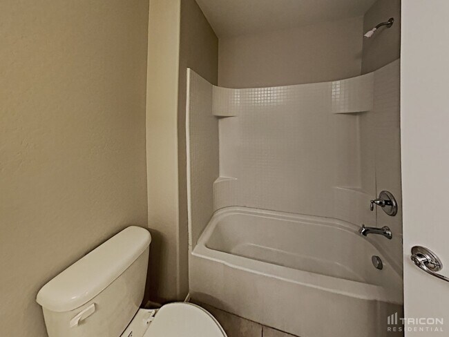 Building Photo - 2515 N 73rd Dr