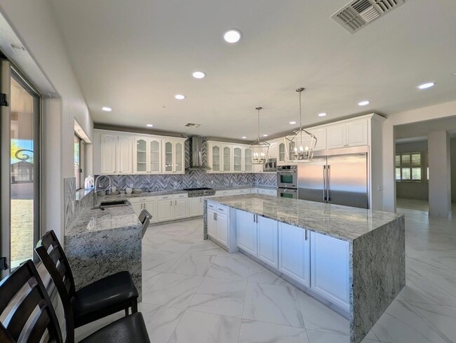 Building Photo - 27321 N Gidiyup Trail