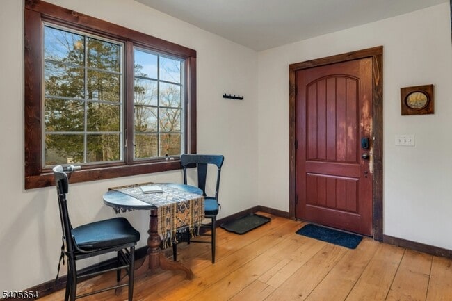 Building Photo - 7 Hillside Rd