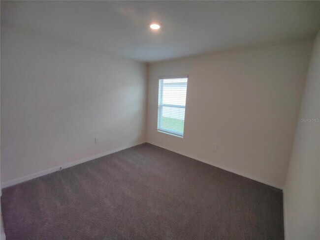 Building Photo - 6939 SE 112th Ln