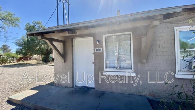 Building Photo - 4004 S Lundy Ave
