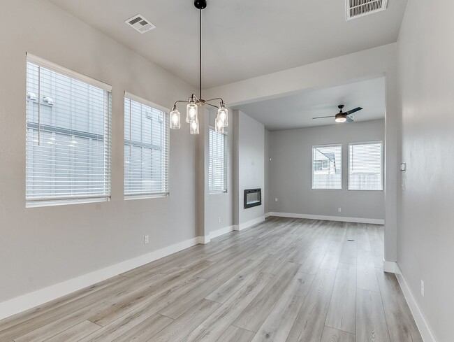 Building Photo - Beautiful home inOklahoma City