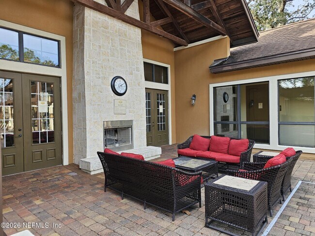 Building Photo - 935 Seashell Ln