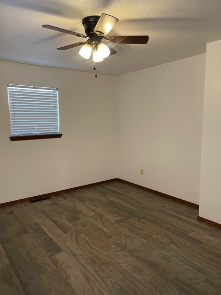 Bedroom #1 - 908 Acacia Cir