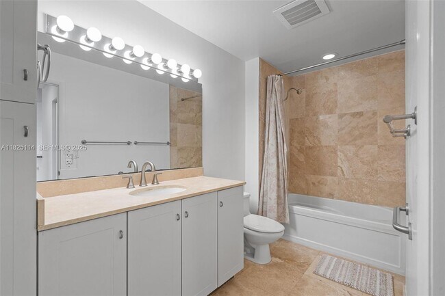 Building Photo - 3232 SW 22nd Terrace