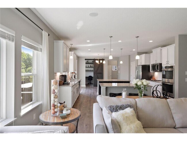 Building Photo - 5596 Orchard Cove