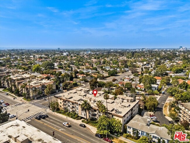 Building Photo - 2175 S Beverly Glen Blvd