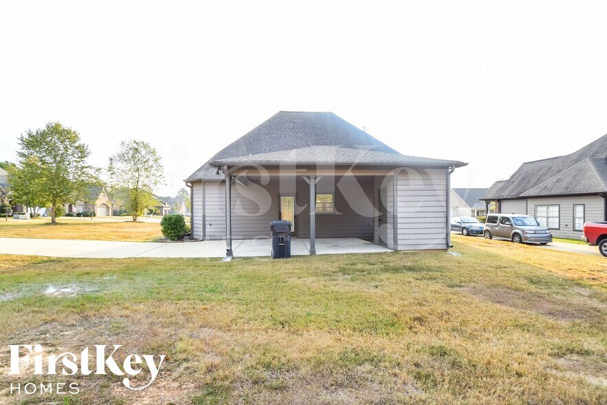 Building Photo - 7701 Timber Leaf Ln