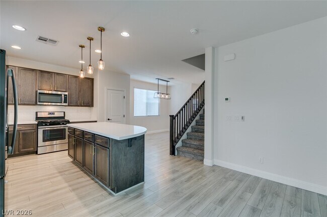 Building Photo - 6633 Autumn Breeze St