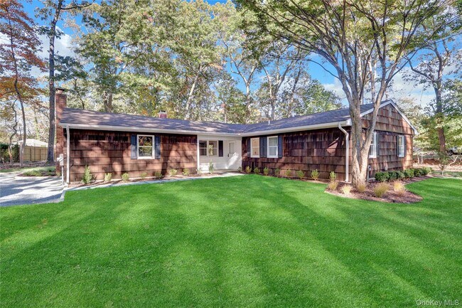 Building Photo - 7 Canterbury Ct