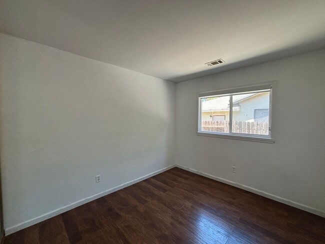 Building Photo - Move-In Ready Home with Remodeled Kitchen and Baths