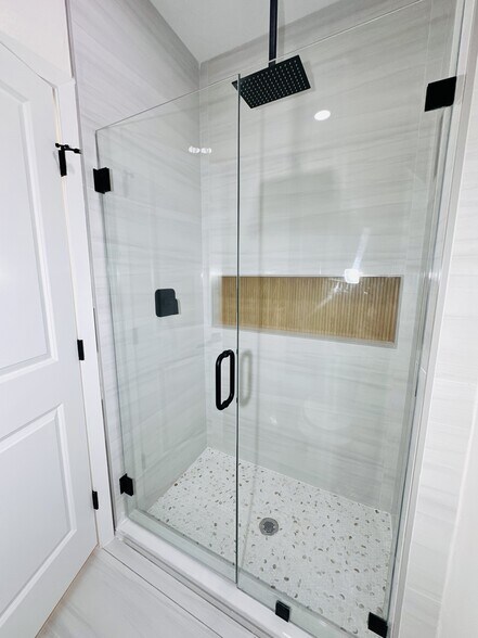 Building Photo - 11313 N 25th St