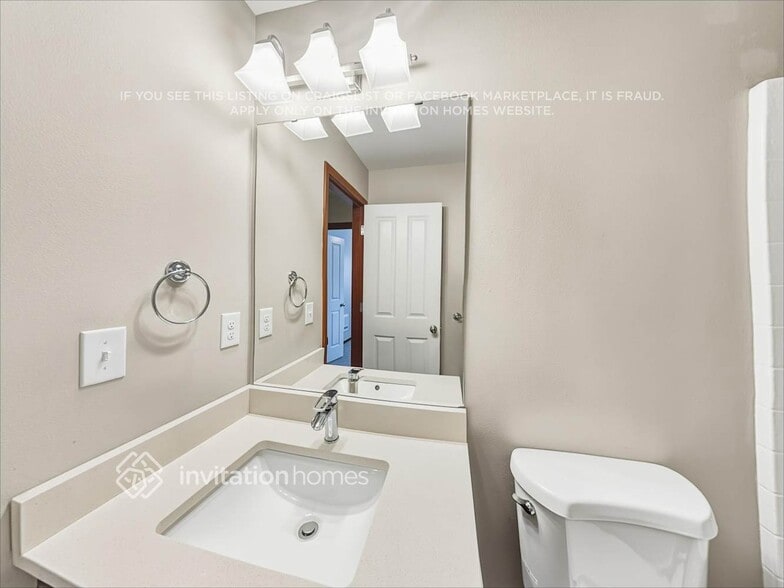 Building Photo - 6117 86th Ave NE