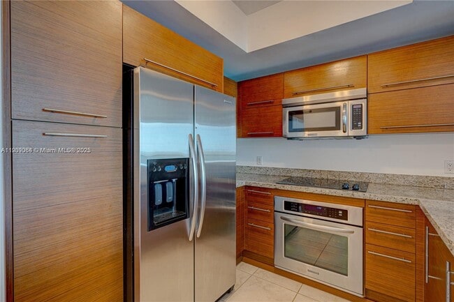 Building Photo - 2641 N Flamingo Rd