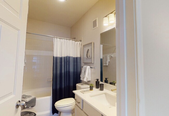 Building Photo - Modern 1 Bed in Cypress — Great Amenities!