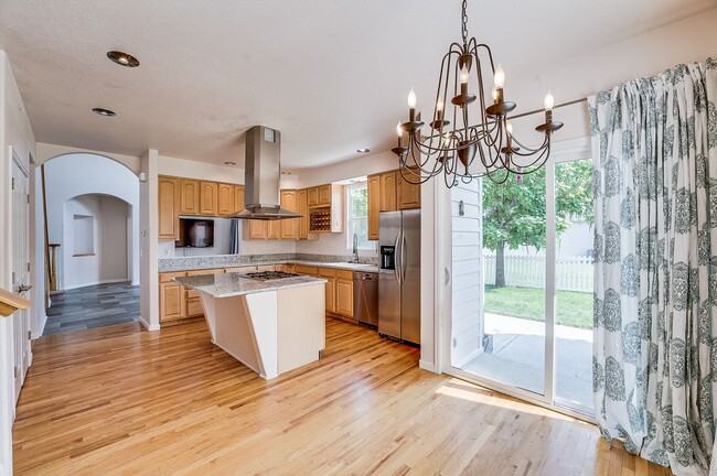 Building Photo - Elegant 3-Bedroom, 3-Bath Home in Prestigi...