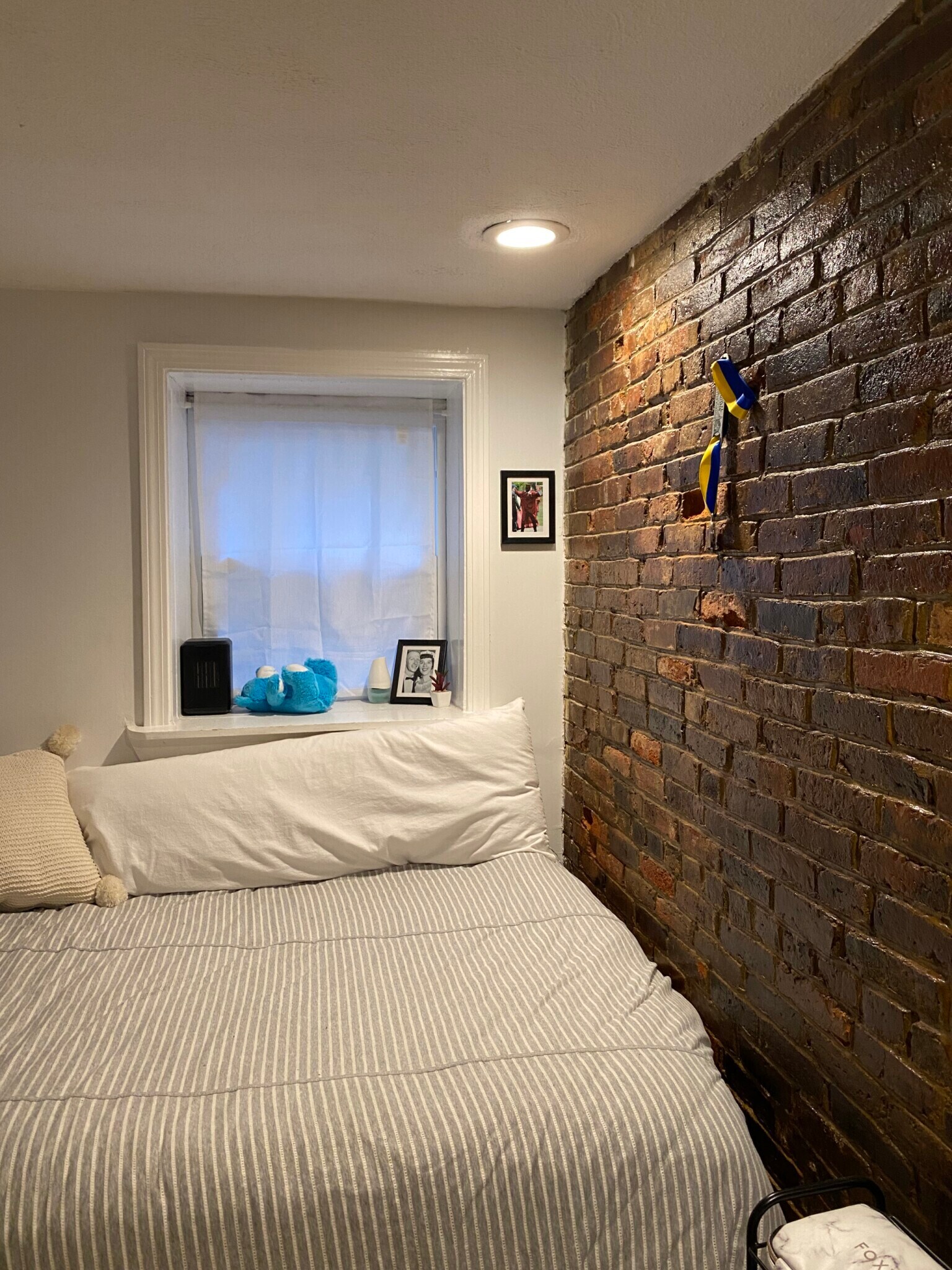 Building Photo - 145 Endicott St