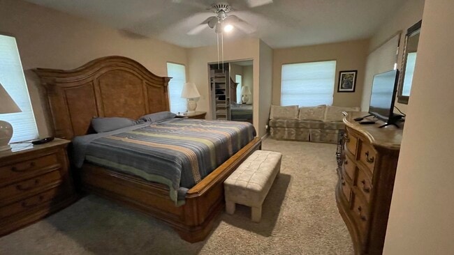 Building Photo - 6165 Sunny Pointe Cir