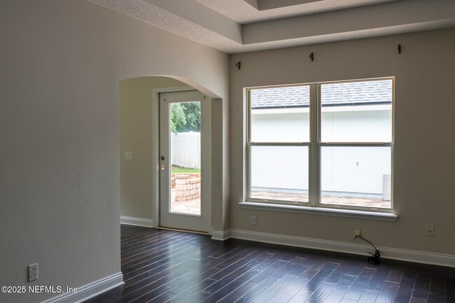 Building Photo - 10064 Ecton Ln