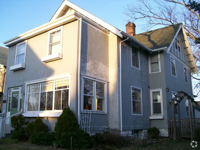 Building Photo - 3211 Colfax Ave S